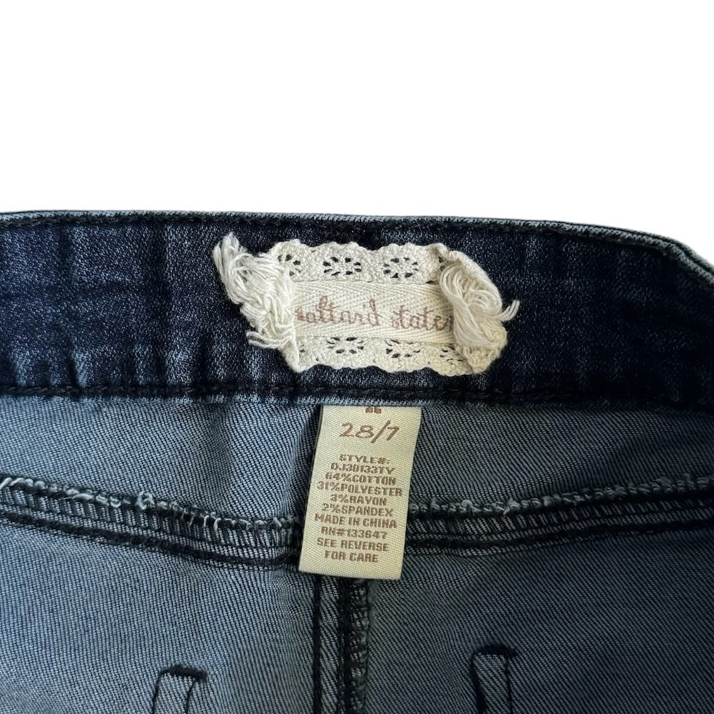 Altar’d State Cut off Denim Shorts - Picture 3 of 5